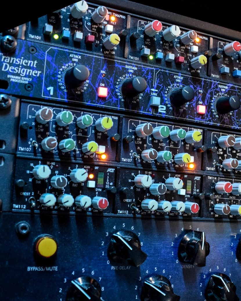 Outboard rack with preamps, EQs, compressors and effects on Bastian Gerner's Foley stage