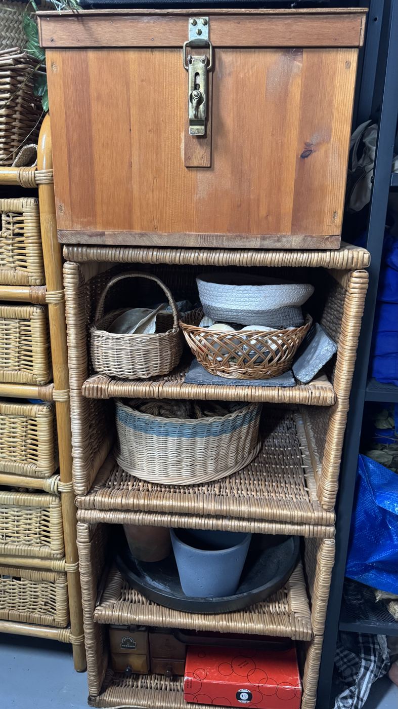 Wicker prop tower